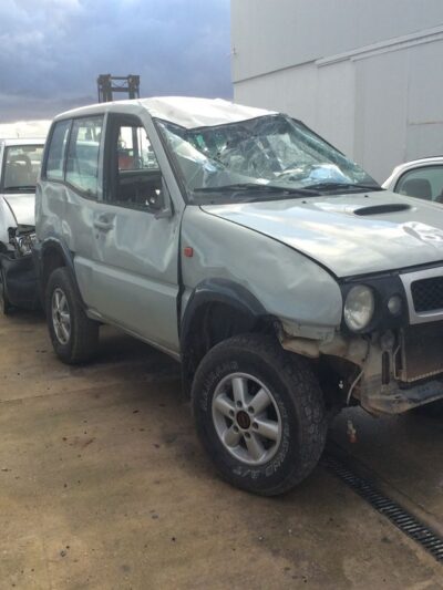 DESPICE NISSAN TERRANO II