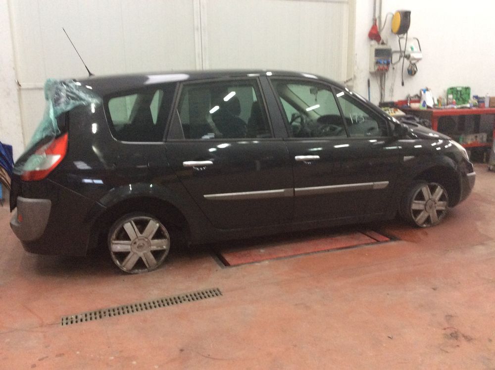 DESPIECE RENAULT MEGANE GRAND SCENIC