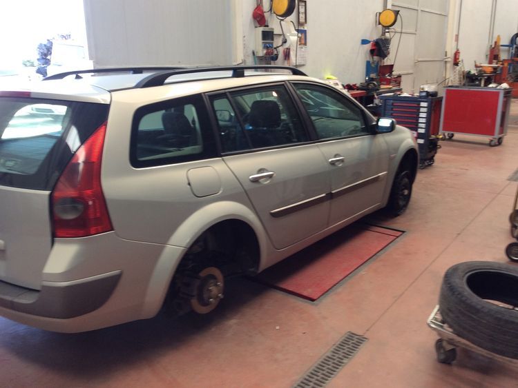 DESPIECE RENAULT MEGANE - Imagen 5