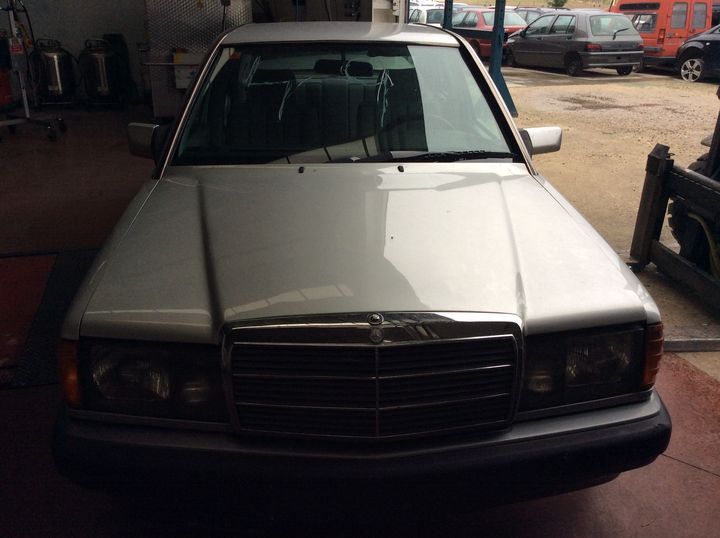 DESPIECE MERCEDES E190