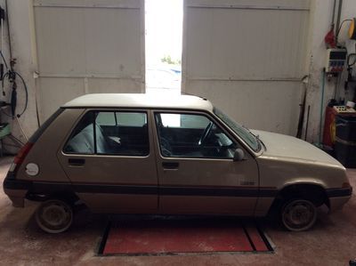 DESPIECE RENAULT R5 - Imagen 3