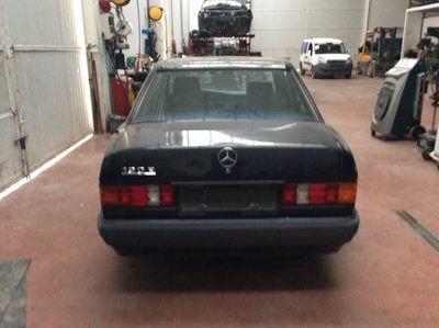 DESPIECE MERCEDES 190E - Imagen 4