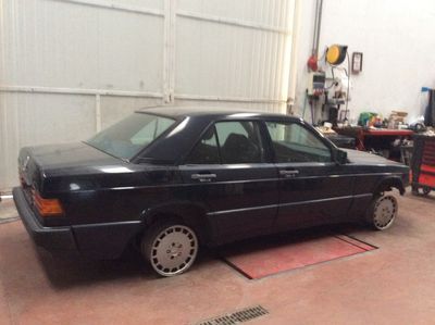 DESPIECE MERCEDES 190E - Imagen 3