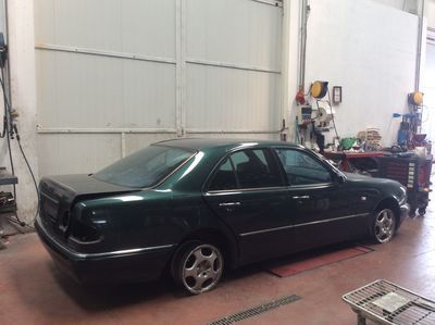 DESPIECE MERCEDES E320 - Imagen 3