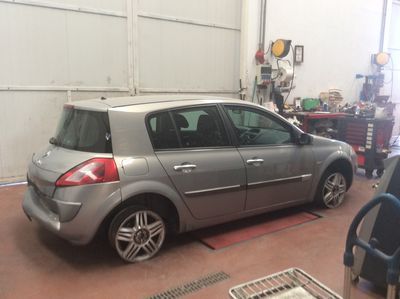 DESPIECE RENAULT MEGANE II - Imagen 4
