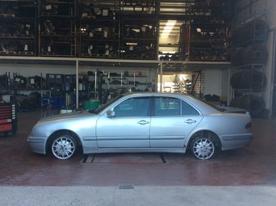 DESPIECE MERCEDES E270 CDI - Imagen 2