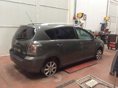 DESPIECE TOYOTA COROLLA VERSO - Imagen 4