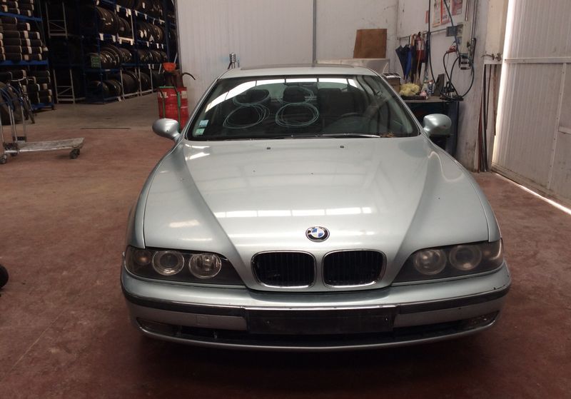 DESPIECE BMW 523i