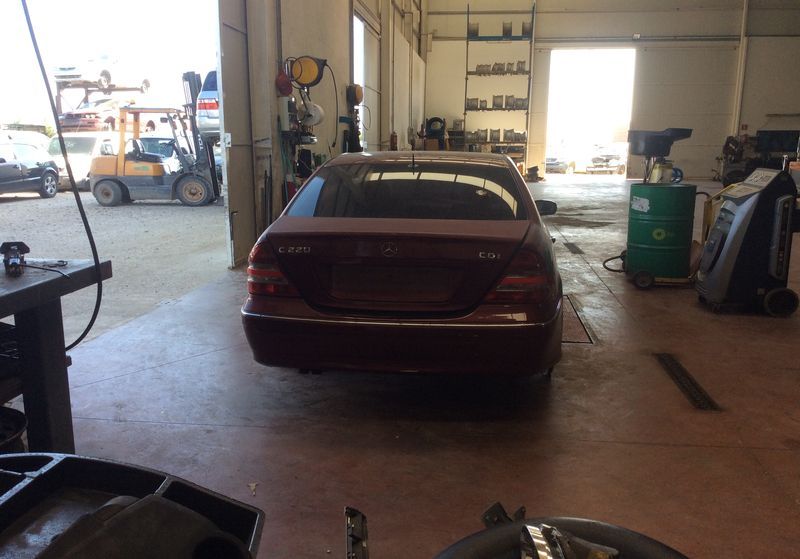 DESPIECE MERCEDES C220 - Imagen 3