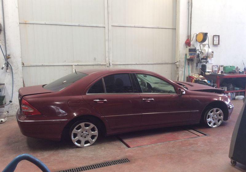 DESPIECE MERCEDES C220 - Imagen 2