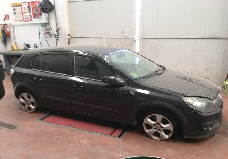 DESPIECE OPEL ASTRA H - Imagen 2