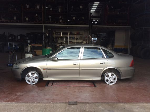 DESPIECE OPEL VECTRA B - Imagen 4