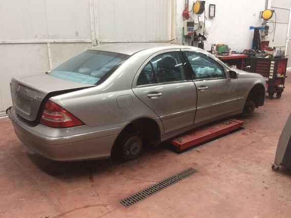 DESPIECE MERCEDES C270 - Imagen 3