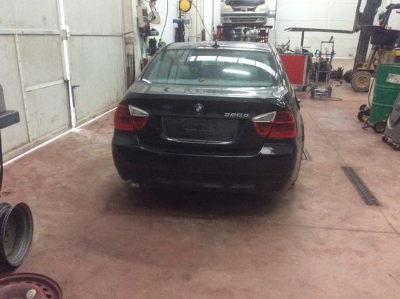 DESPIECE BMW 320D - Imagen 2