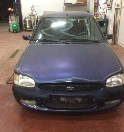 DESPIECE FORD ESCORT