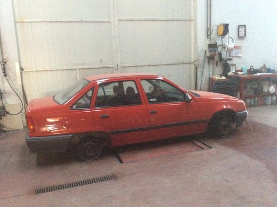 DESPIECE OPEL KADETT - Imagen 3