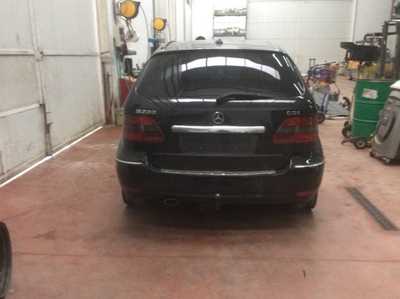 DESPIECE MERCEDES B200 - Imagen 2