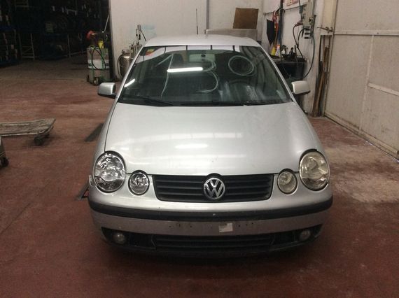 VOLKSWAGEN POLO IV
