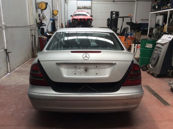 DESPIECE MERCEDES E270 - Imagen 2