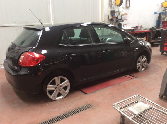 DESPIECE TOYOTA AURIS - Imagen 3