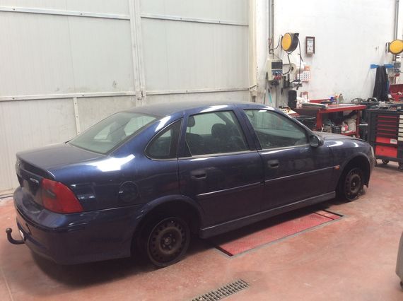DESPIECE OPEL VECTRA B - Imagen 3