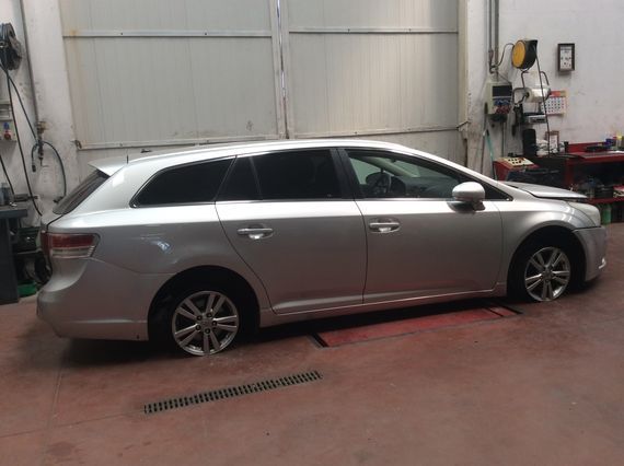 DESPIECE TOYOTA AVENSIS - Imagen 3