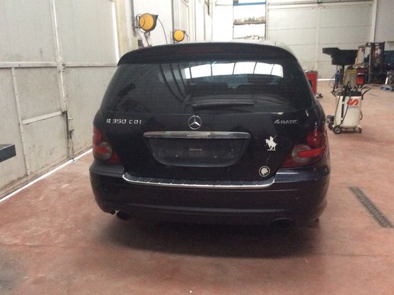 DESPIECE MERCEDES R350CDI - Imagen 2