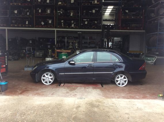 DESPIECE MERCEDES C320 - Imagen 4
