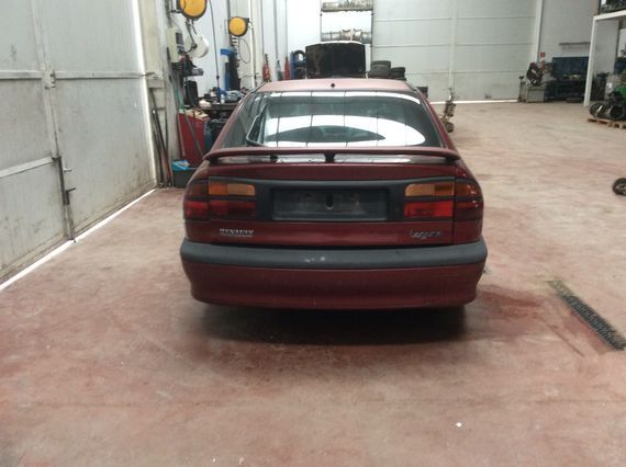 DESPICE RENAULT LAGUNA I - Imagen 2