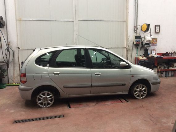 DESPIECE RENAULT MEGANE SCENIC I - Imagen 3