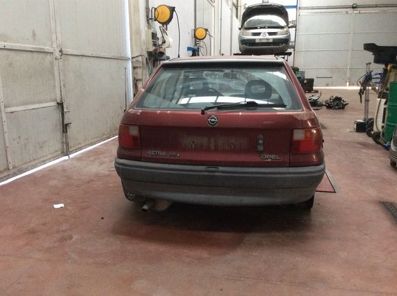 DESPIECE OPEL ASTRA F - Imagen 3