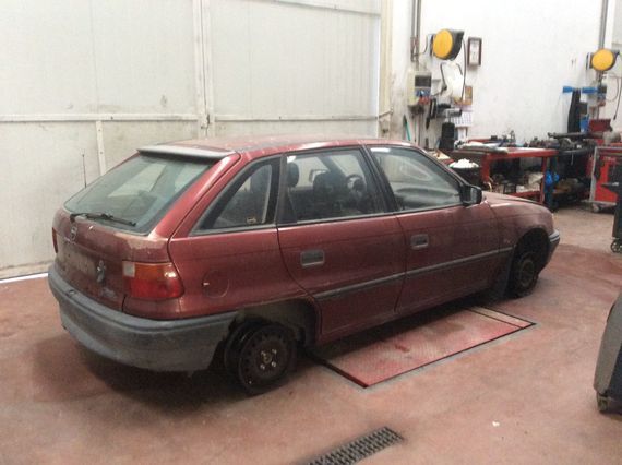 DESPIECE OPEL ASTRA F - Imagen 2
