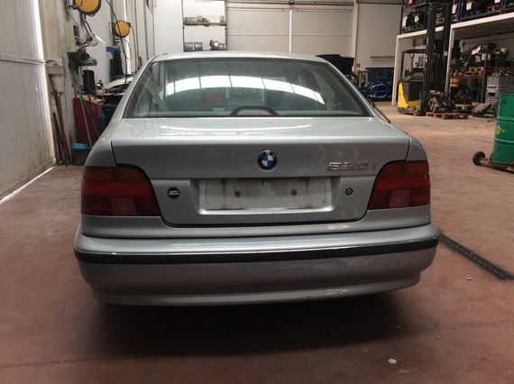 DESPIECE BMW 520i - Imagen 2