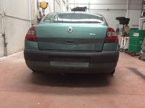 DESPIECE RENAULT MEGANE II SEDAN - Imagen 2