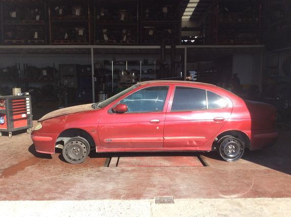 DESPIECE RENAULT MEGANE CLASSIC - Imagen 4