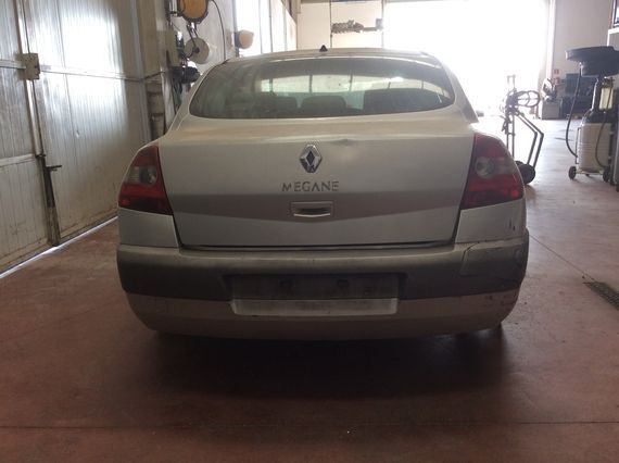 DESPIECE RENAULT MEGANE SEDAN - Imagen 2
